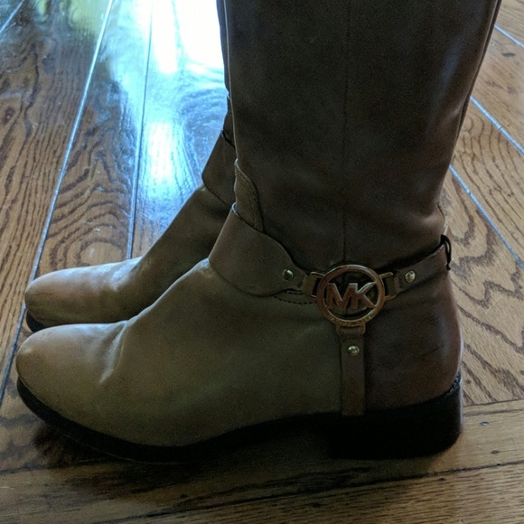 Michael Kors Boots - Picture 2 of 3